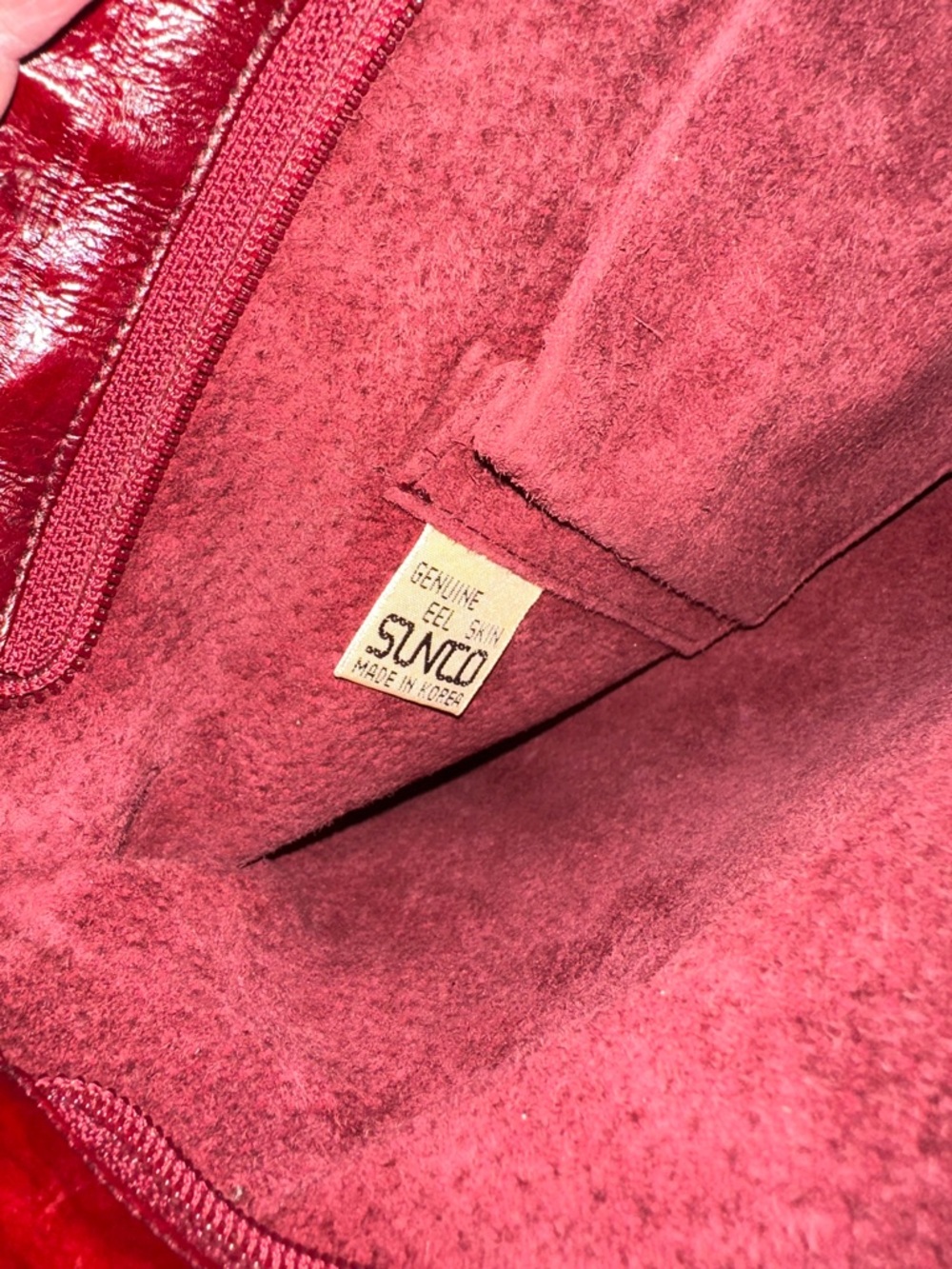 Vintage 90s Burgundy Sunco Korea Eel Skin Bag | Slim Minimalist Quiet Luxury - Picture 5 of 16